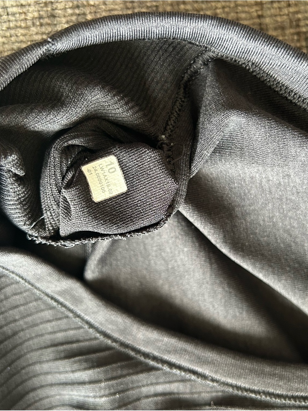 Lululemon Black Racerback Ribbed Tank Top - Women's - Picture 3 of 3